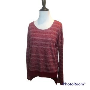 Active Designed in Los Angeles HighLow knit top - Size Large